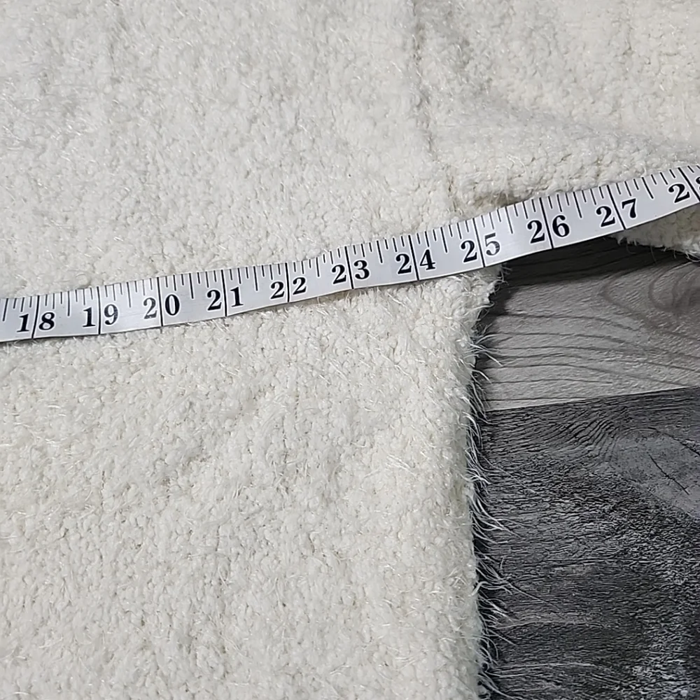 Free People Sweater Womens Medium Icing Cream Fuzzy Oversize Soft Slouchy V Neck - Picture 8 of 10